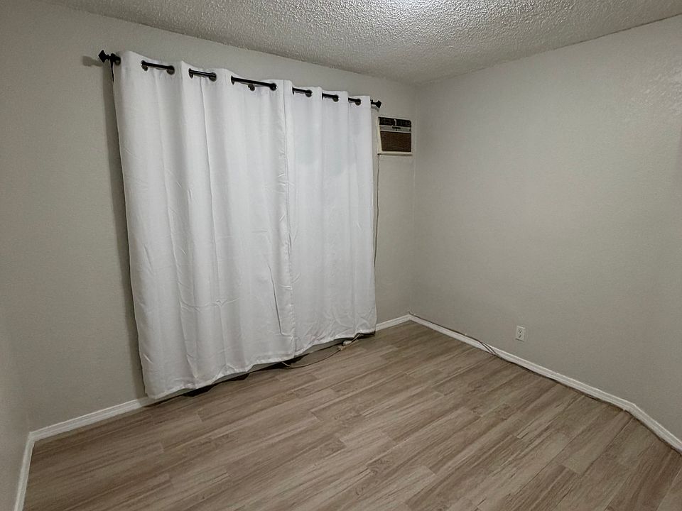2nd image of 5113 S San Pedro St