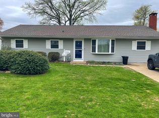 204 Suffolk Rd, Fairless Hills, PA 19030
