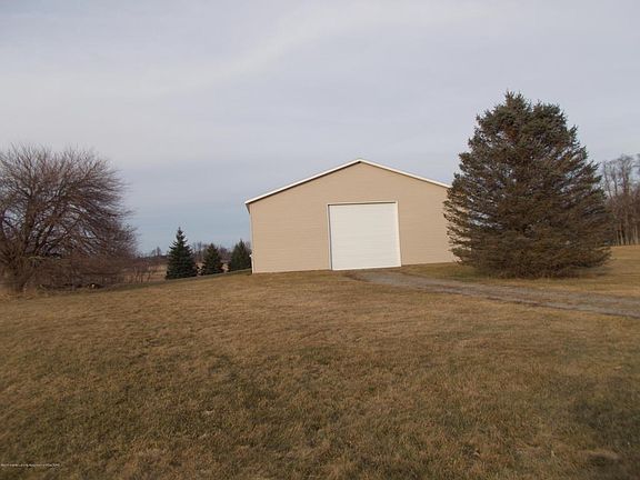 2nd image of 6797 E Spicerville Hwy