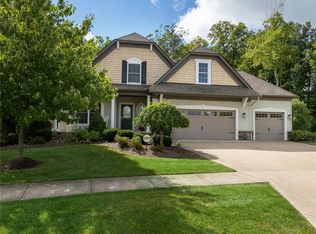 110 Bentwood Dr, Chardon, OH 44024