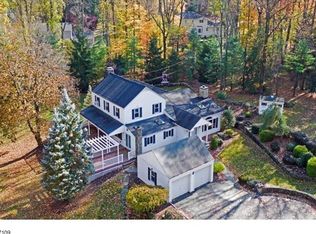 18 Echo Ln, Denville, NJ