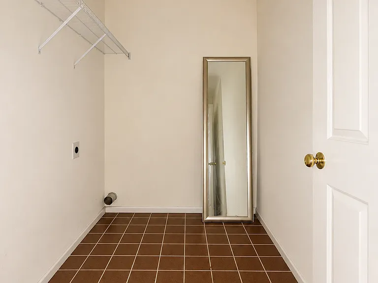 2610 Chatfield Dr — Photo 27