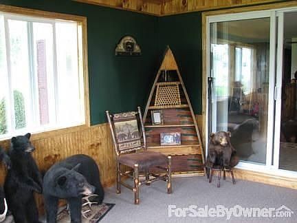 New All Season Room : This beautiful room is brand new.