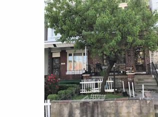 1704 N 61st St, Philadelphia, PA