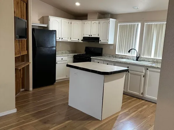 1008 W Willmae St, Winslow, AZ 86047