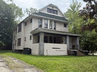 908 Work Dr, Akron, OH 44320