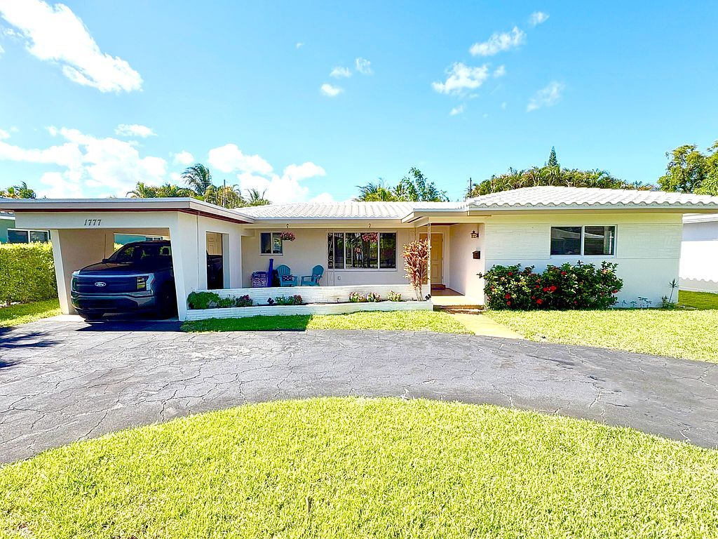 1777 NE 46th St - Property Image