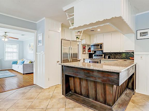 5th image of 10438 Brinwood Dr