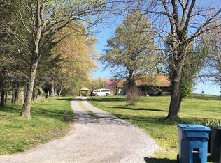 11144 Day Rd, Marion, IL 62959