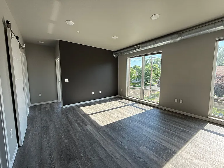 5th Street Lofts — Photo 81