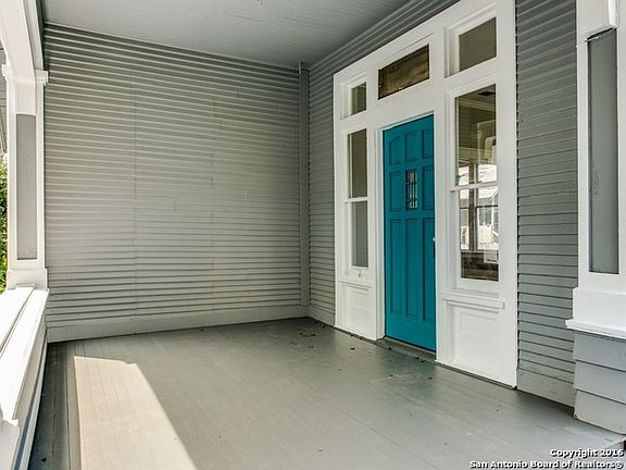 5th image of 814 W Woodlawn Ave