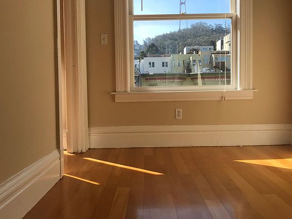 2nd image of 512 Frederick St APT 32