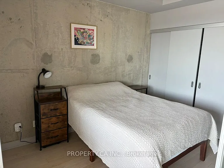 319 Carlaw Ave #803 — Photo 6