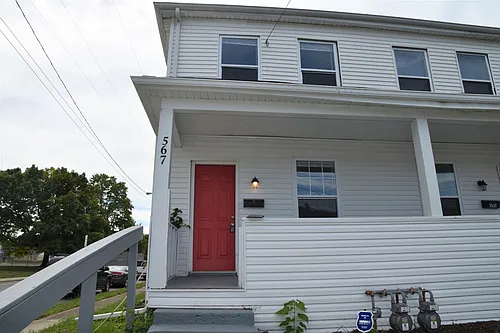 565-567 E Deshler Ave Photo 1 565-567 E Deshler Ave Photo 1