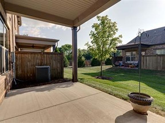 2nd image of 335 Coronado Private Cir