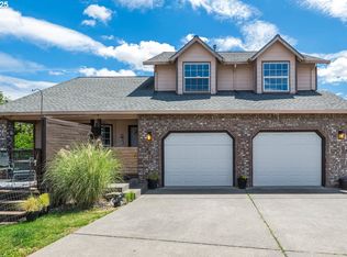 3253 SE 24th Ter, Gresham, OR 97080