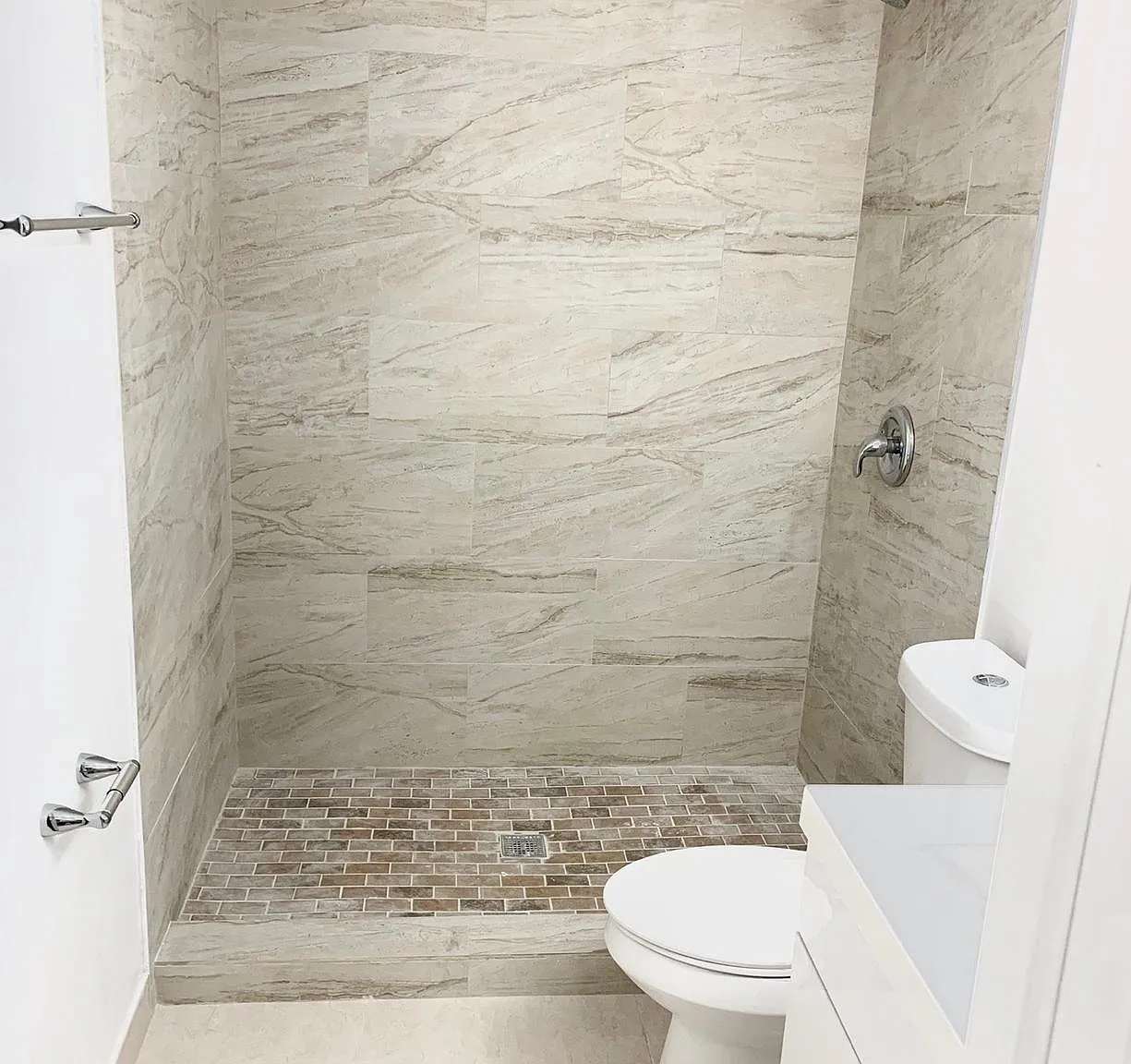 3 bed, 1200 sqft, $2,750 — Photo 4