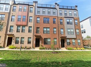 44501 Wolfhound Sq, Ashburn, VA 20147