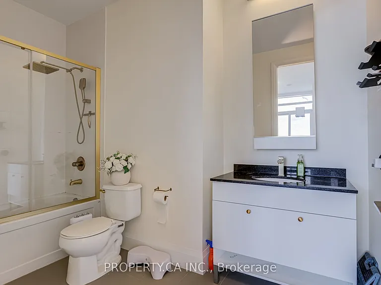 500 Sherbourne St #3404 — Photo 14