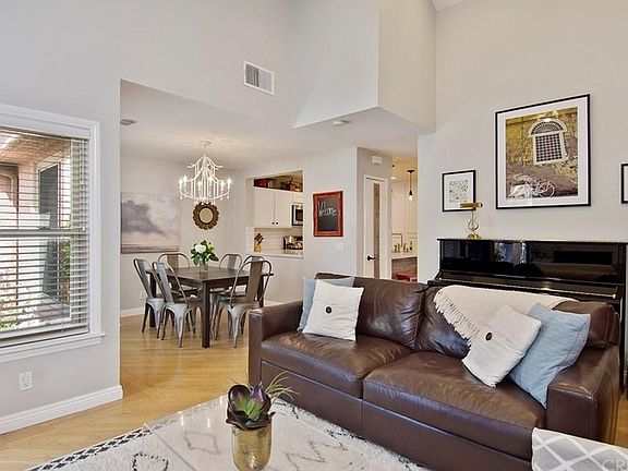 2nd image of 1023 N Via Colinas