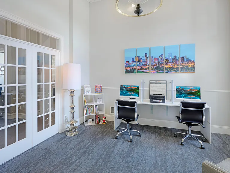 SkyeCrest Apartments — Photo 16