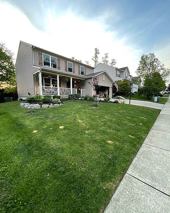 1st image of 299 Wayside Dr
