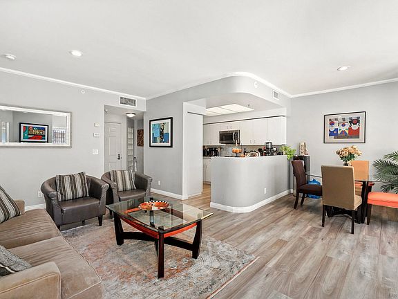 3rd image of 620 State St Unit 123