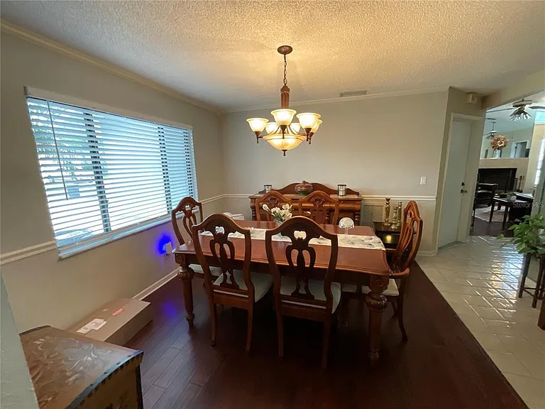 1349 Hillside Dr — Photo 11