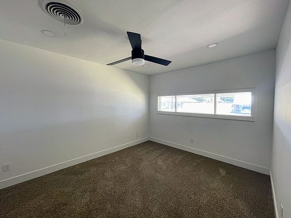 4th image of 207 N 17th St