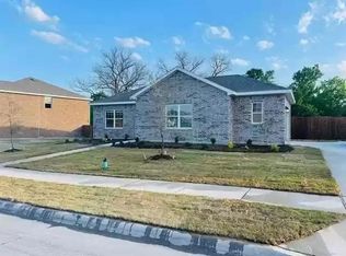 2605 Cinnamon Springs Rd, Red Oak, TX 75154