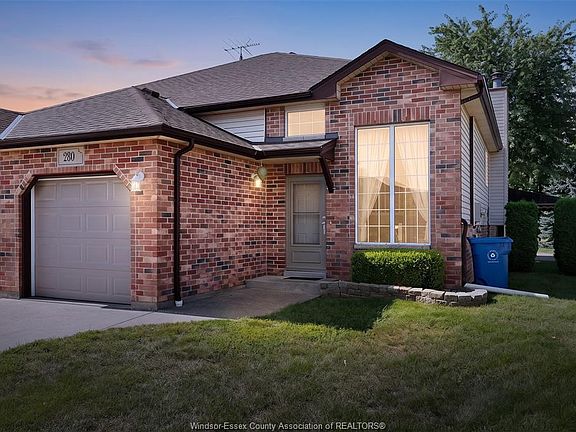 3rd image of 280 Dieppe Cres