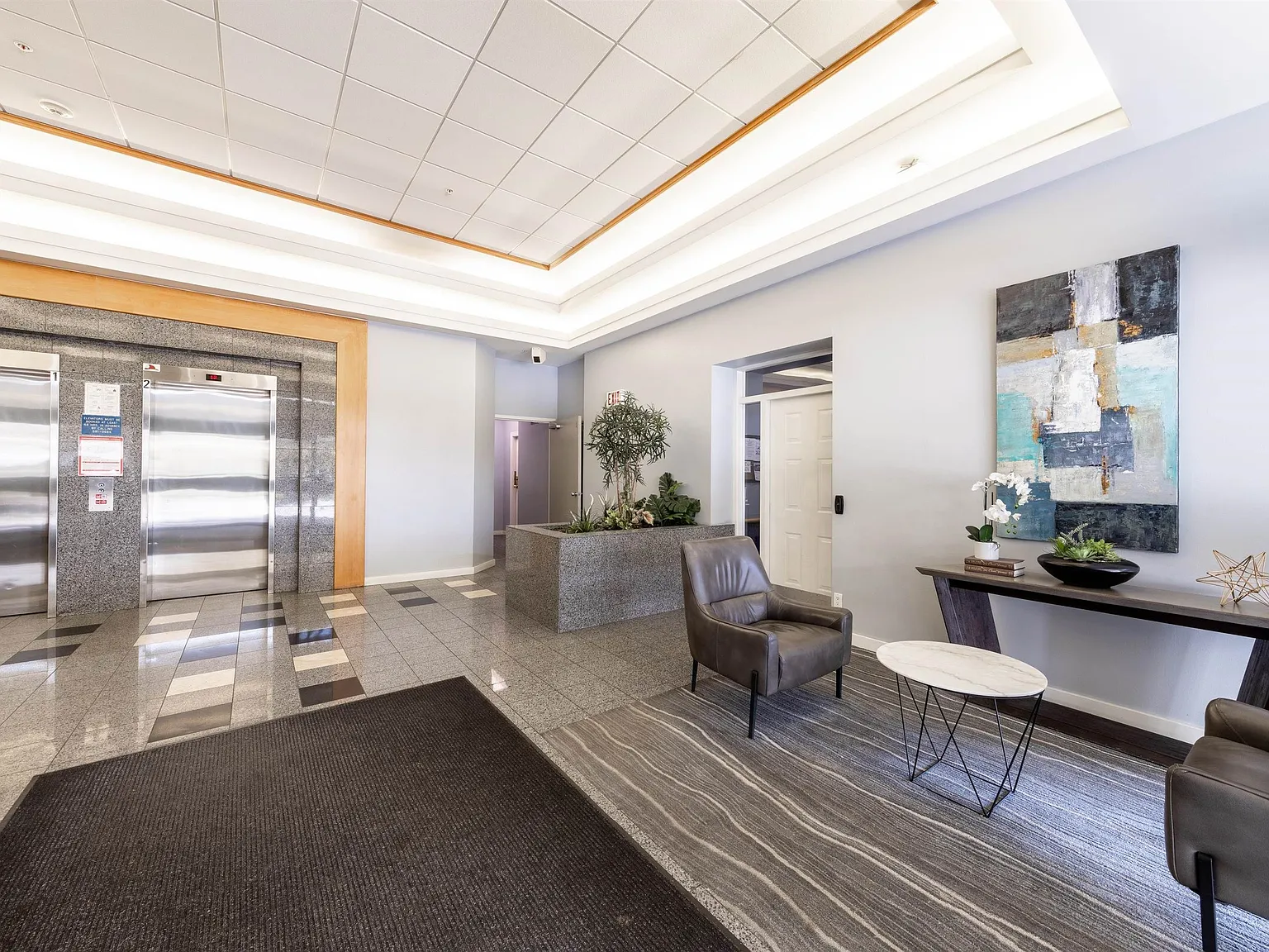 3 bed, 1200 sqft, $2,999 — Photo 4