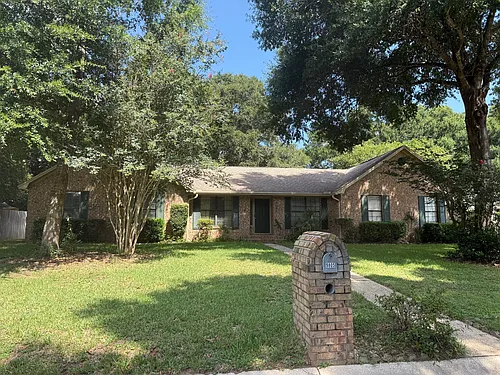9805 Huntsman Path Photo 1