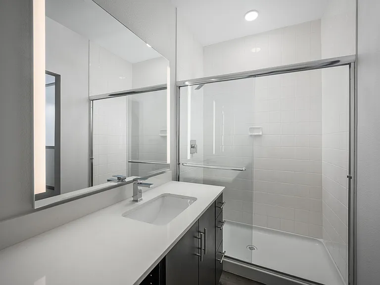 Norte Town Lake Apartments — Photo 17