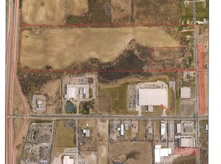 11158 Torrey Rd, Fenton, MI 48430