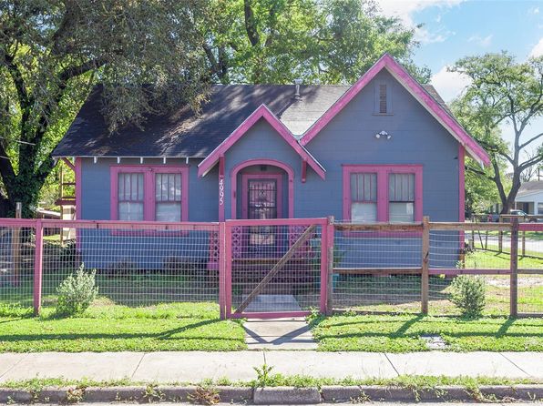 4995 Highland Ave, Beaumont, TX 77705