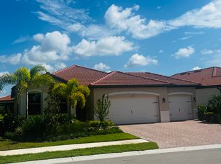 576 Maraviya Blvd, Nokomis, FL 34275