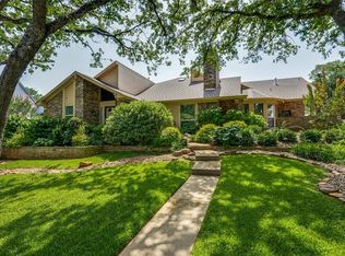 3813 Welwyn Way Dr, Bedford, TX 76021