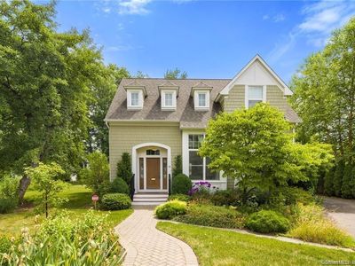 30 N Beacon St, Hartford, CT, 06105