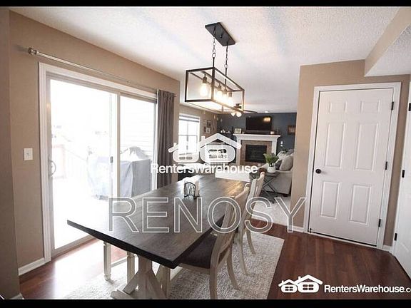 5th image of 165 SE Pleasant View Dr