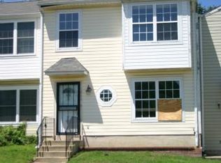 5840 N Holly Springs Dr #24, Capitol Heights, MD 20743