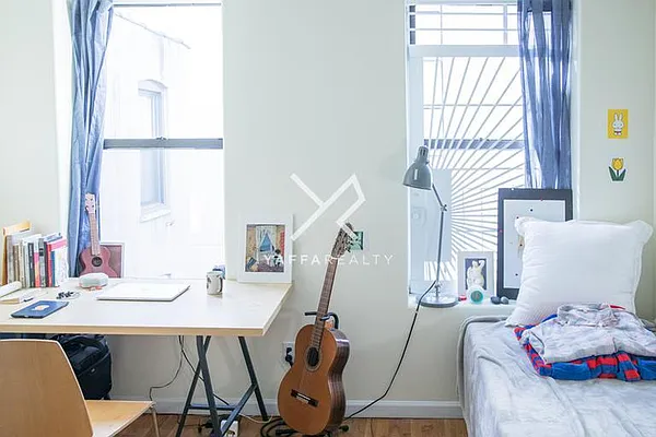 Rented by Yaffa Realty LLC | media 17