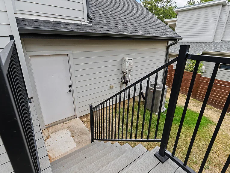 1193 E M Franklin Ave #1 — Photo 29