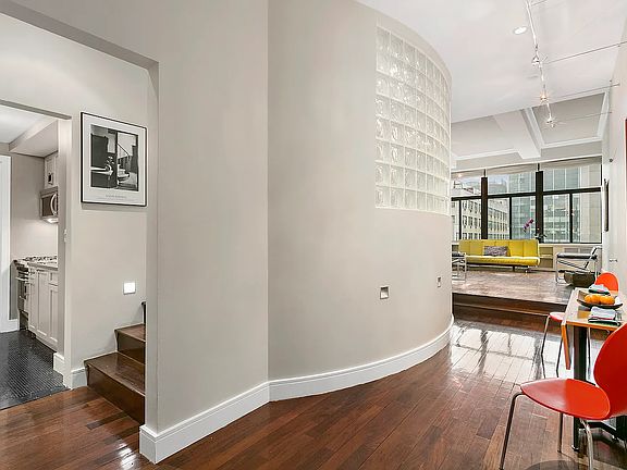 2nd image of 310 E 46th St APT 7K