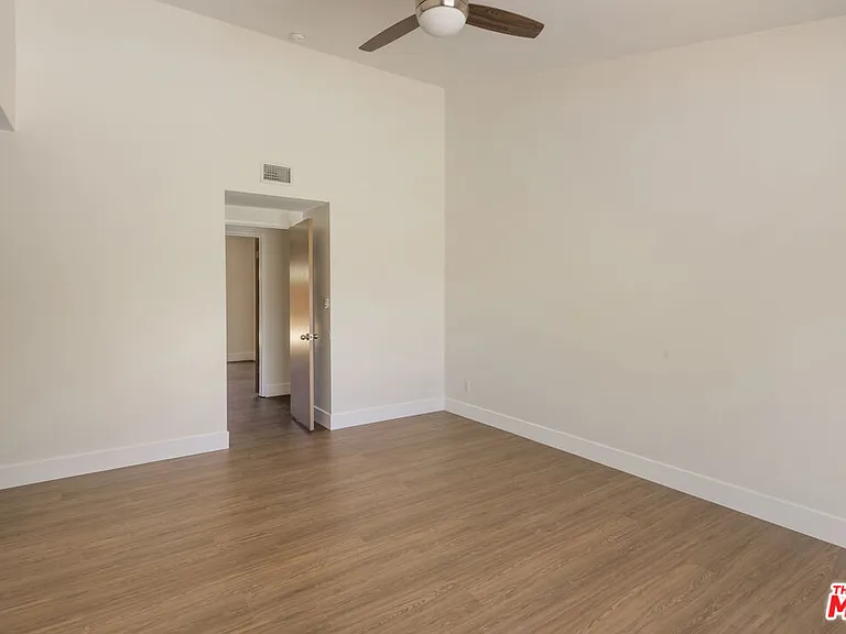 22427 De Kalb Dr — Photo 18