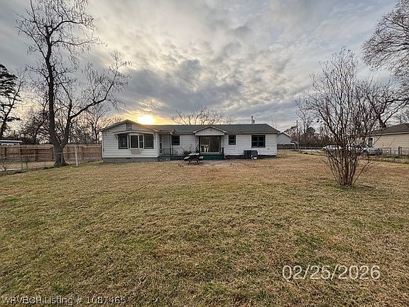 2nd image of 3418 N 31st St