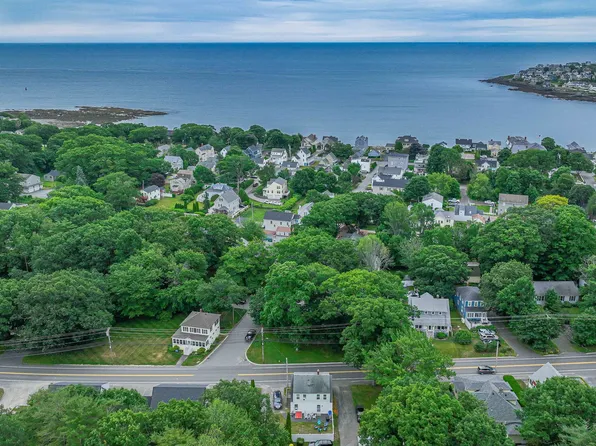 50 Main St, York, ME