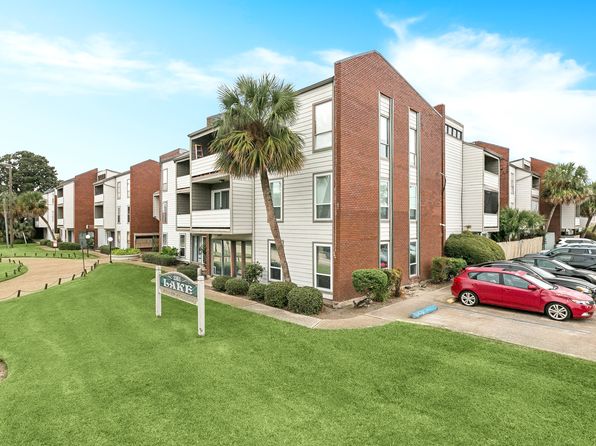 1161 Lake Ave APT 329