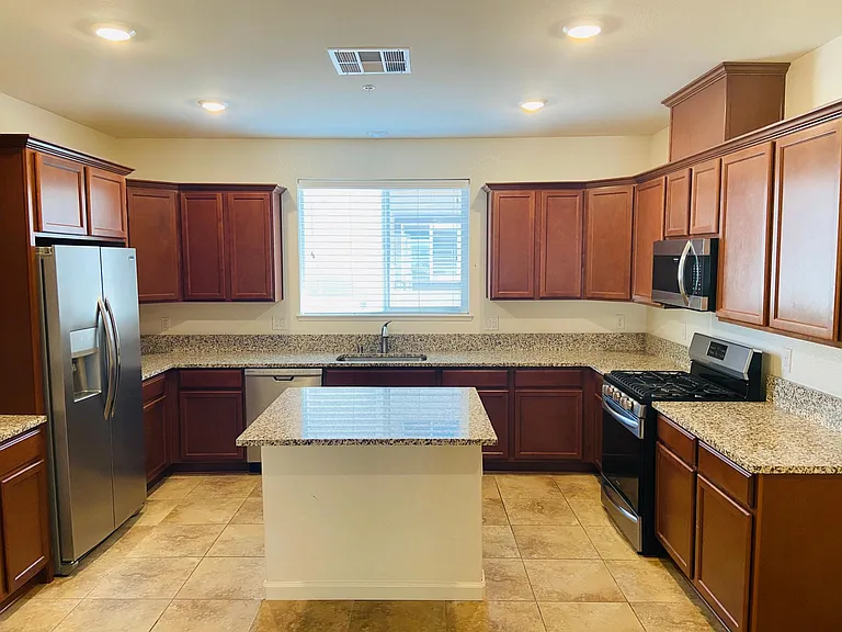 3172 Sterling Ridge Cir — Photo 17