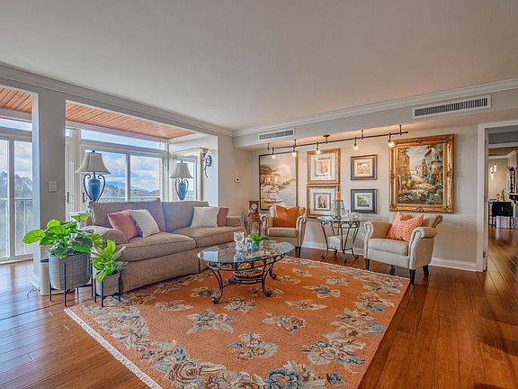 3rd image of 1414 Continental Dr APT 1201